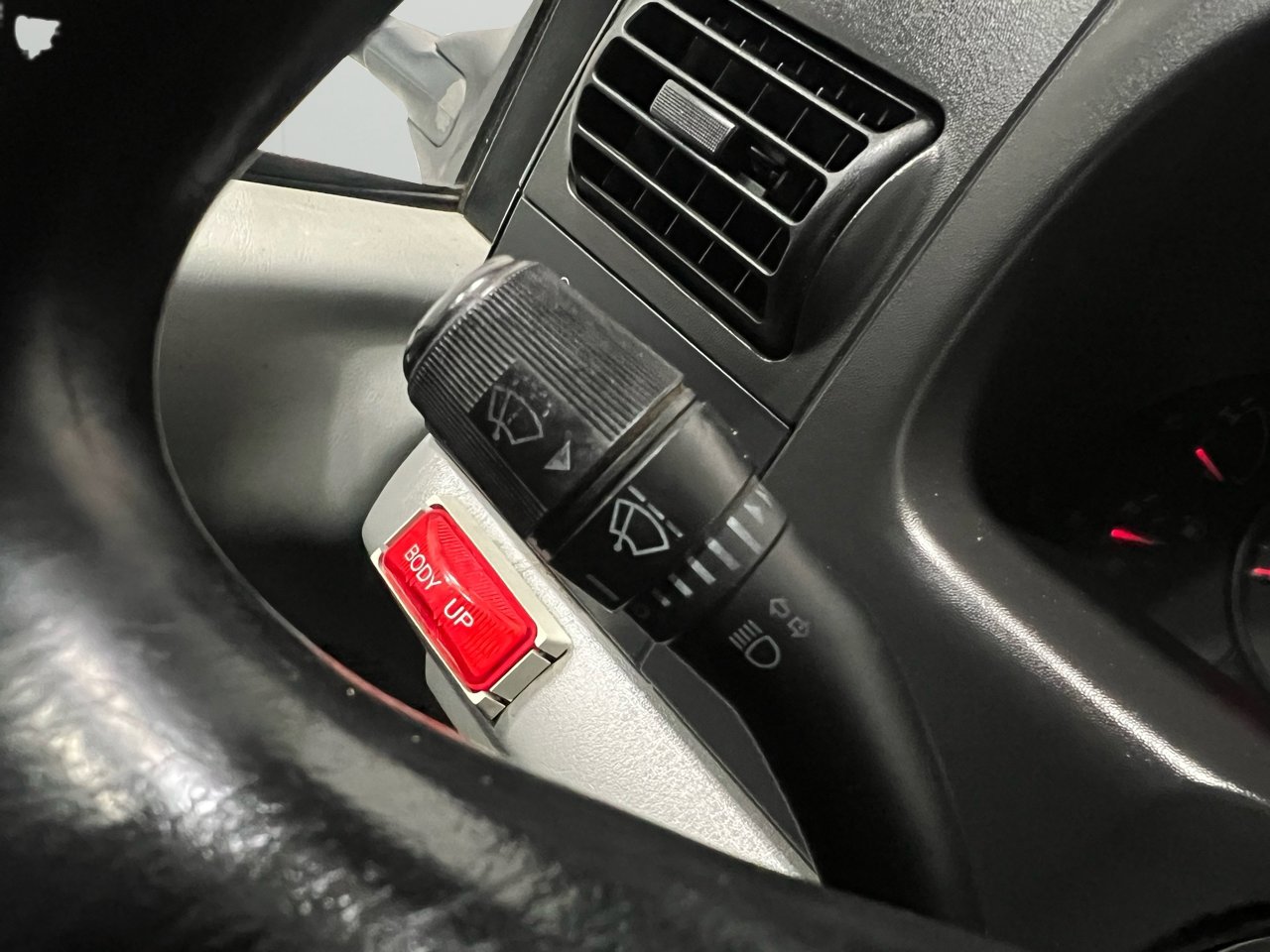 Used 2007 Ford F450 2WD Regular Cab Super Duty image 23