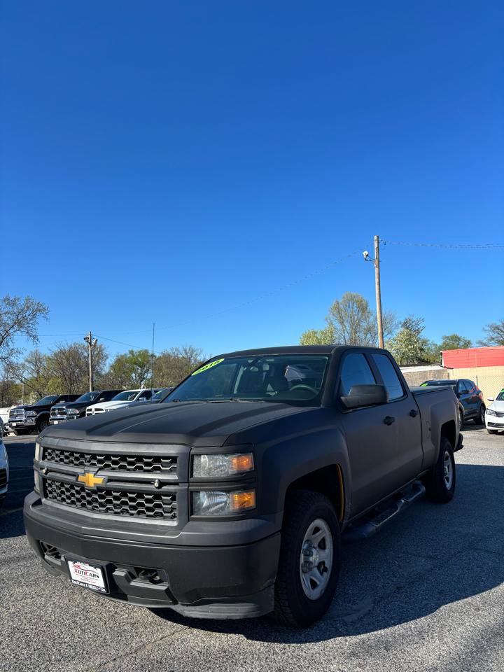Used 2015 Chevrolet Silverado 1500 W/T w/ Trailering Package image 3