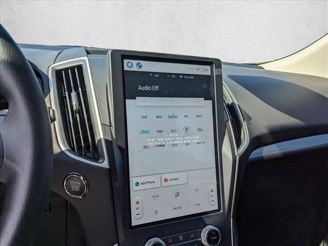 Used 2024 Ford Edge SE image 13