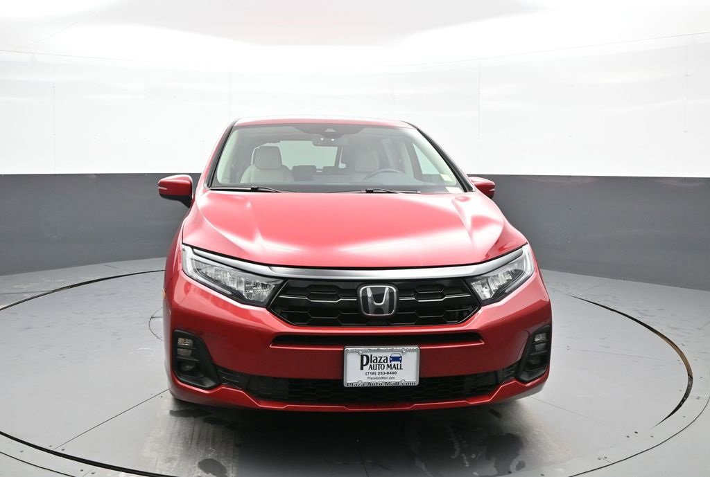 Certified 2025 Honda Odyssey Touring image 2