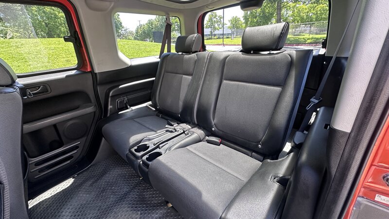 Used 2004 Honda Element EX image 10