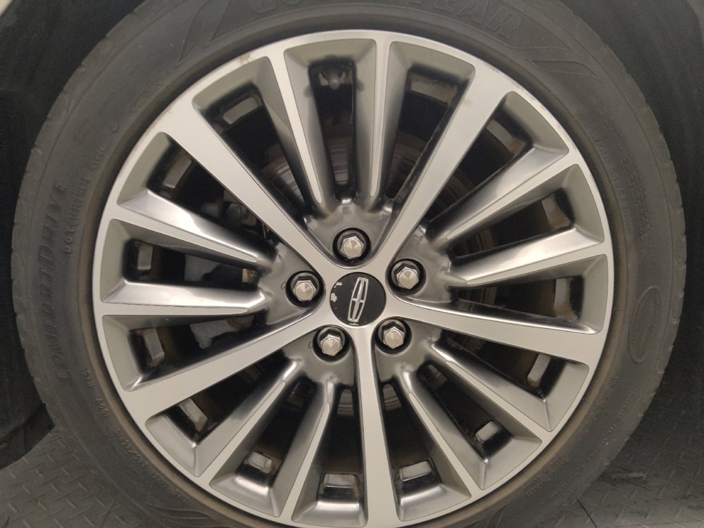 Used 2018 Lincoln MKZ Premiere FWD image 31