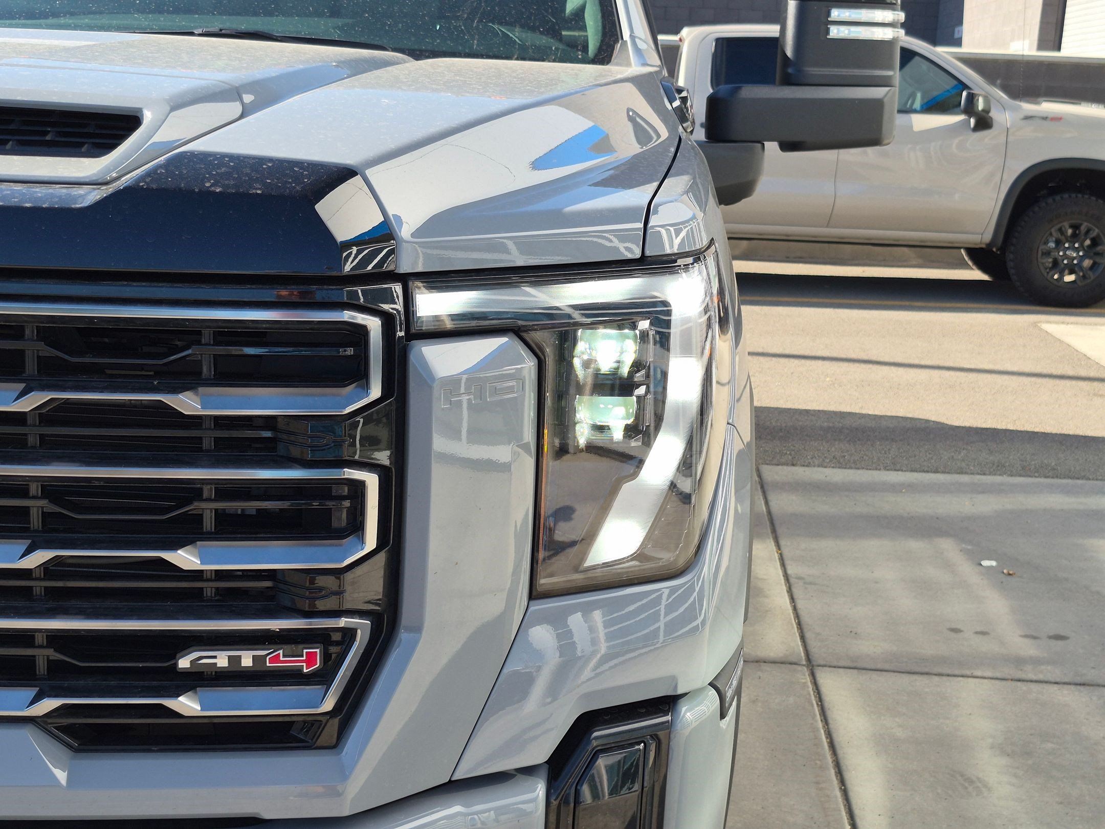 Used 2025 GMC Sierra 2500 AT4 AWD/4WD image 10