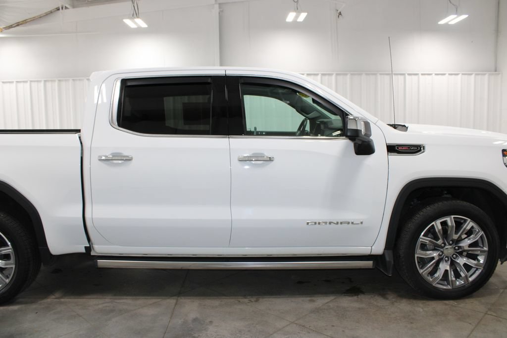 Used 2023 GMC Sierra 1500 Denali w/ Denali Reserve Package AWD/4WD image 11