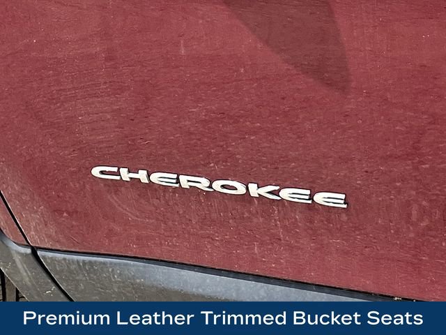 Used 2019 Jeep Cherokee Limited AWD/4WD image 33