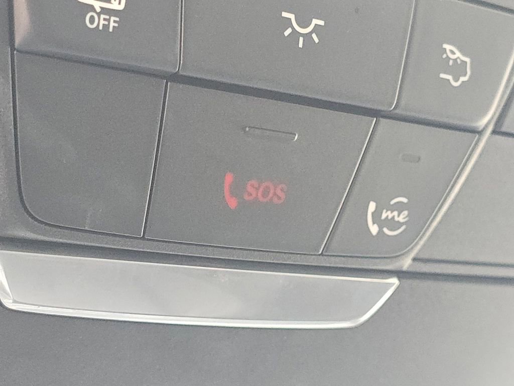 Used 2022 Mercedes-Benz E 350 4MATIC Sedan image 9