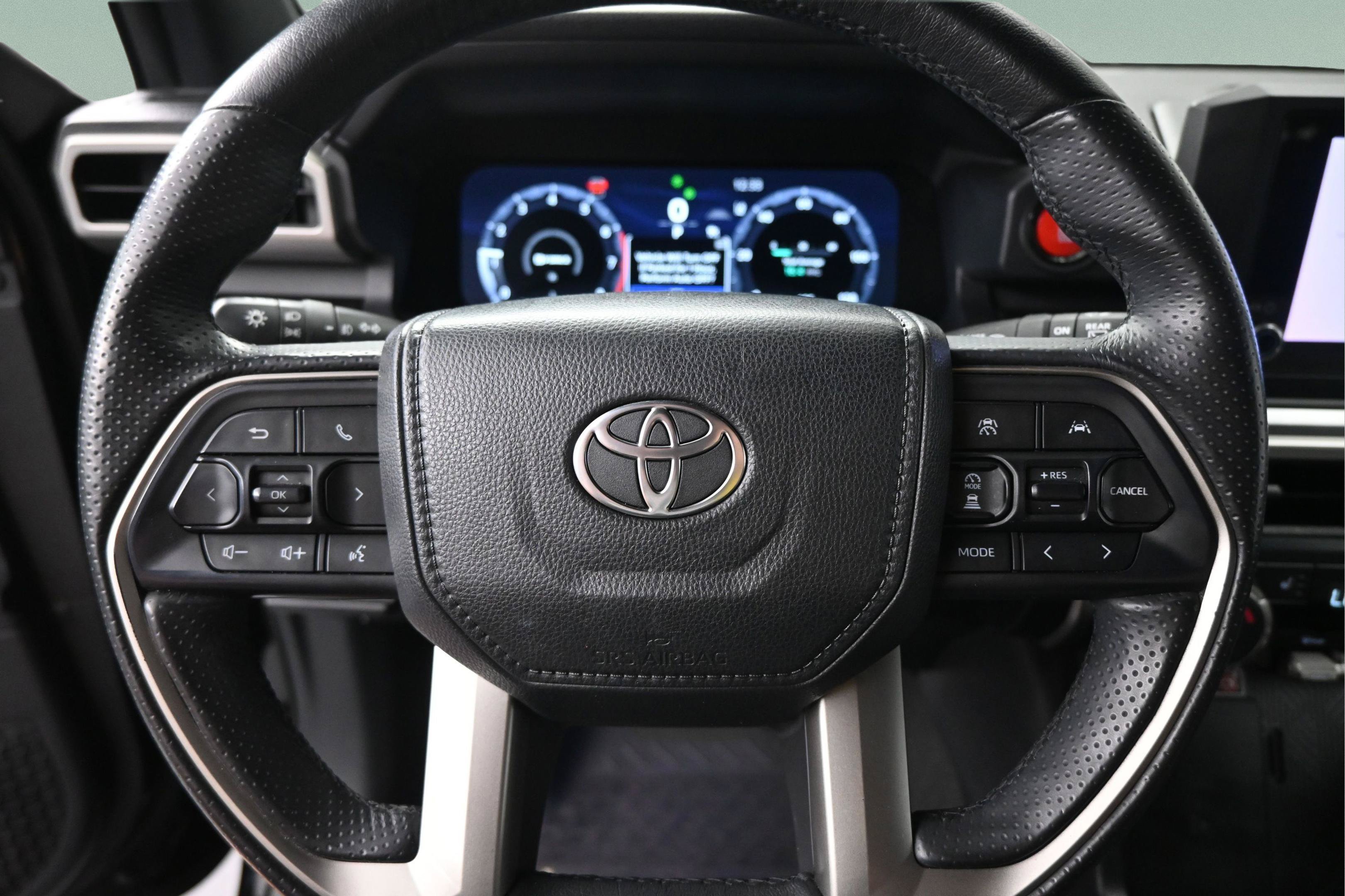 Certified 2025 Toyota 4Runner TRD Sport AWD/4WD image 27