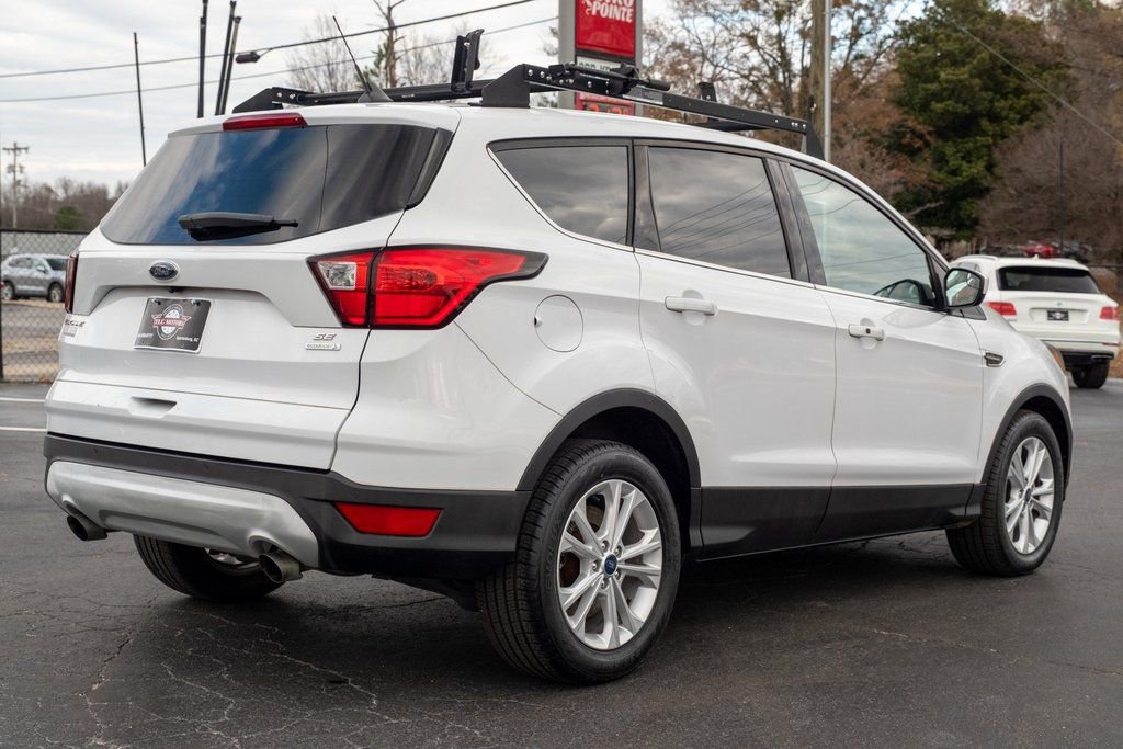 Used 2019 Ford Escape SE image 35