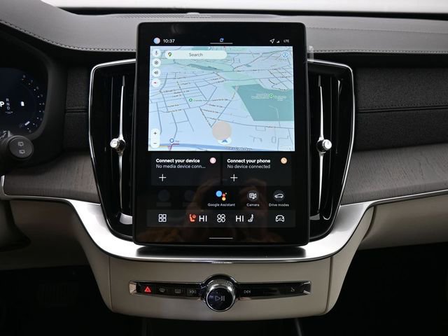 New 2026 Volvo XC90 B6 Ultra w/ Protection Package image 13