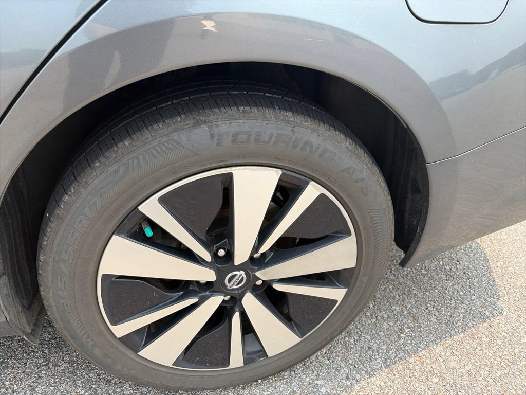 Used 2022 Nissan Altima 2.5 SV AWD/4WD image 2