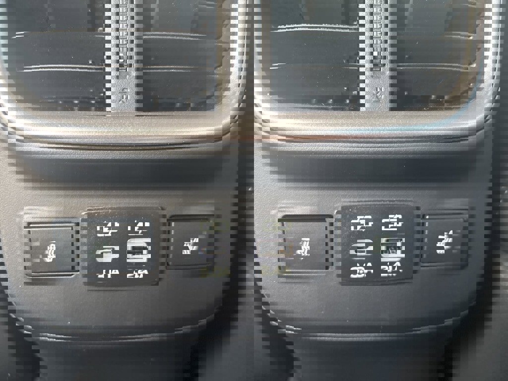 New 2025 Subaru Outback Touring XT image 15