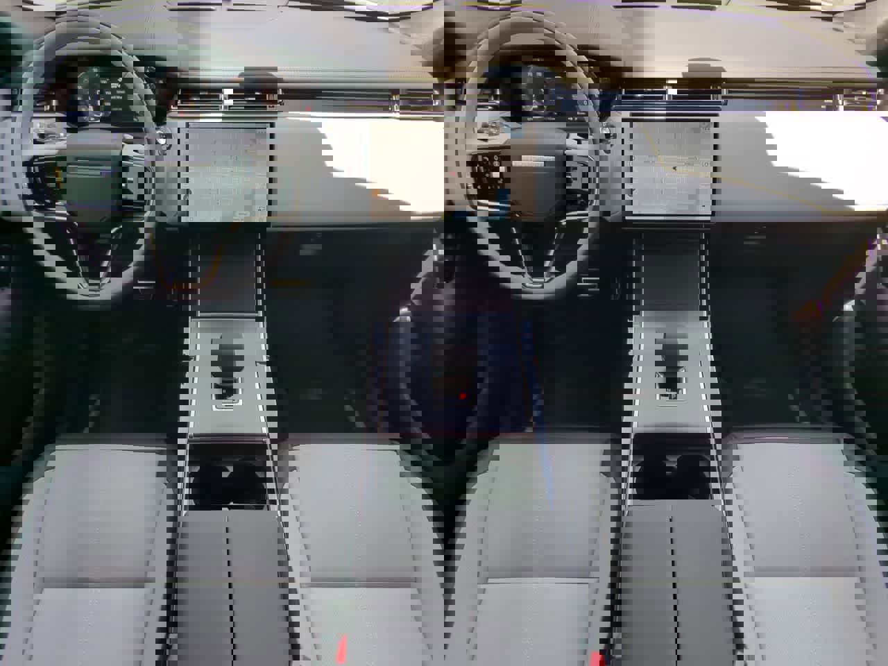 New 2026 Land Rover Range Rover Velar Dynamic SE image 16