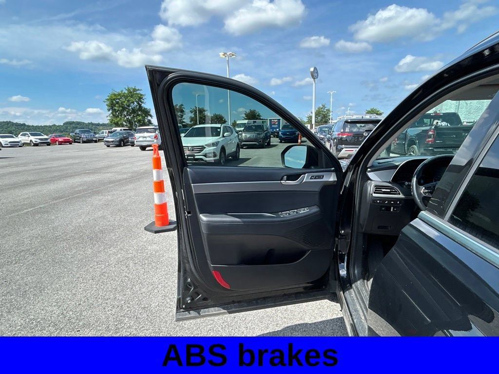 Used 2022 Hyundai Palisade SEL w/ 8P Bench Seat Package AWD/4WD image 14