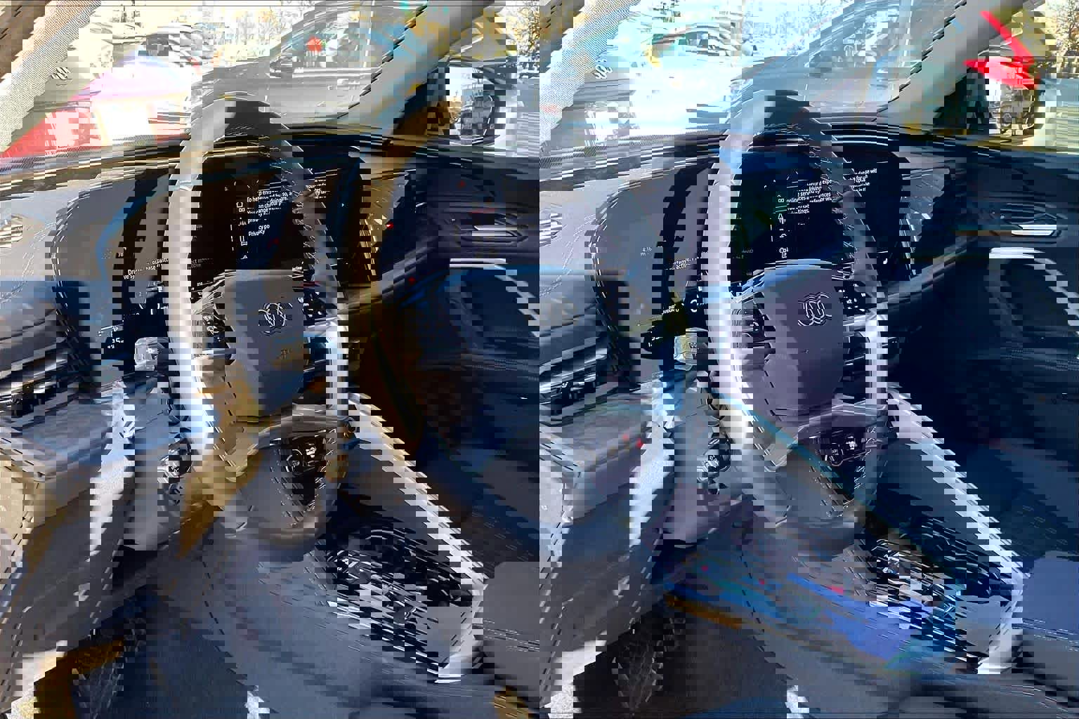 Used 2025 Audi Q5 Premium w/ Convenience Package image 16