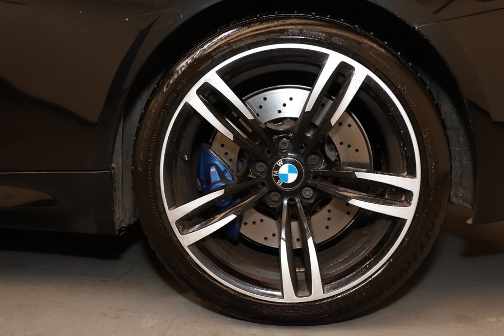 Used 2019 BMW M4 Coupe w/ Executive Package image 21