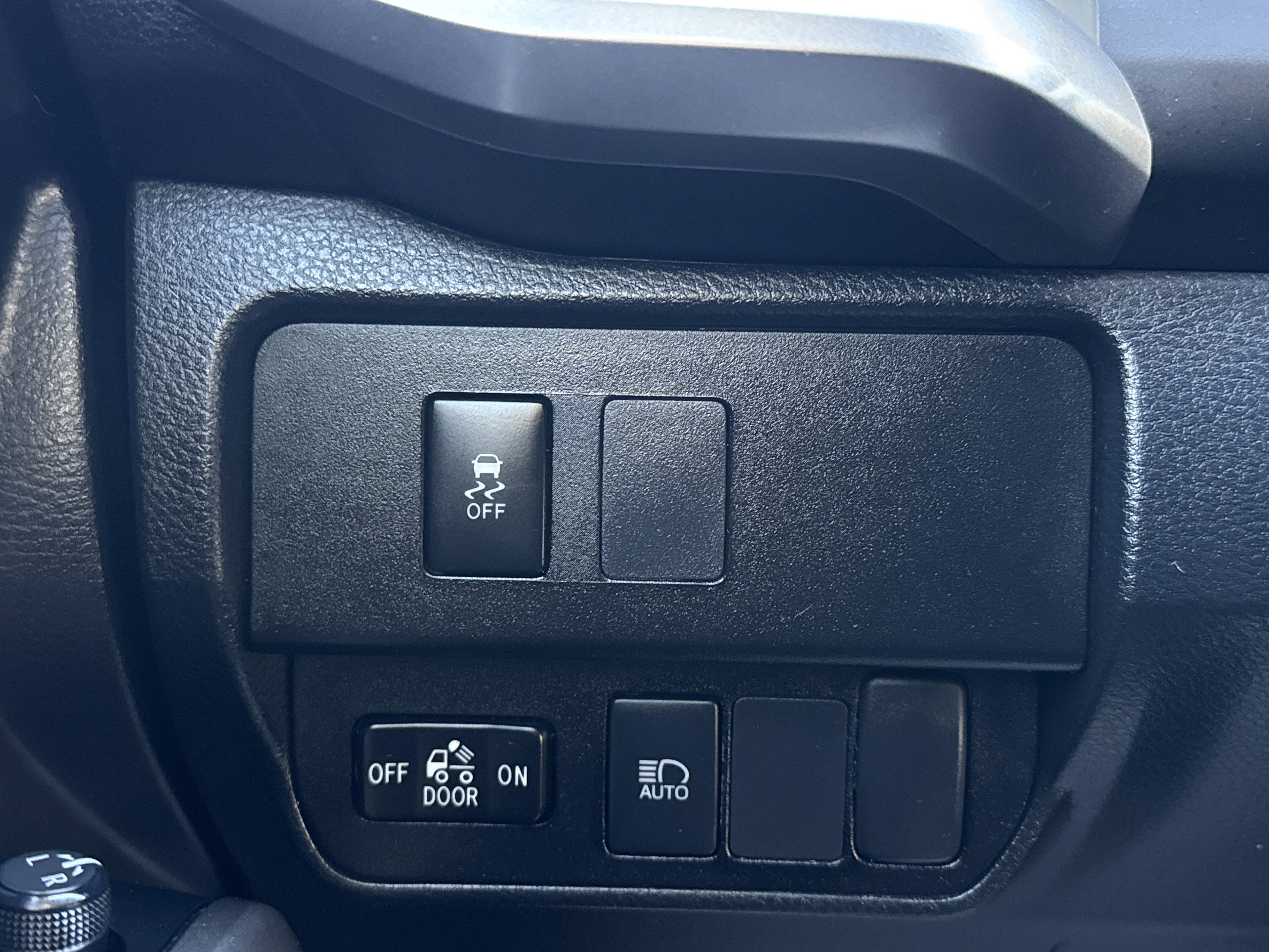 Used 2022 Toyota Tacoma SR5 image 30