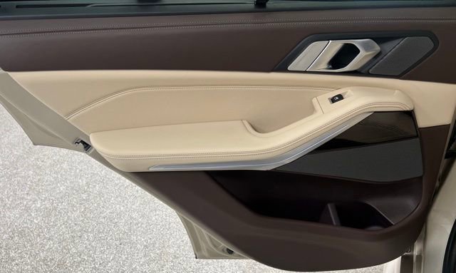 Used 2019 BMW X5 xDrive40i w/ M Sport Package image 40