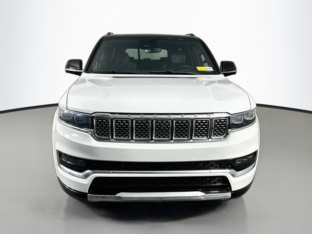 Used 2023 Jeep Grand Wagoneer 4WD image 2