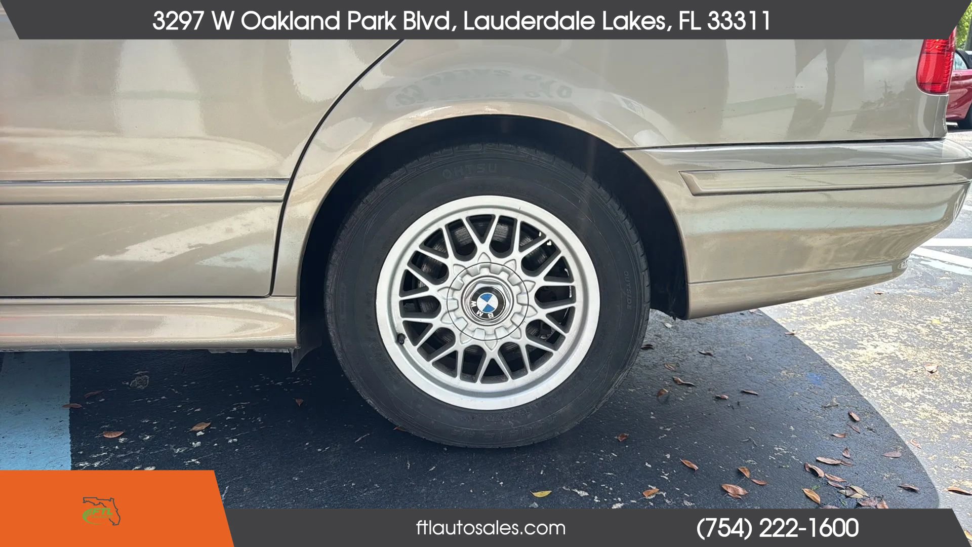 Used 2001 BMW 525i Sedan image 14