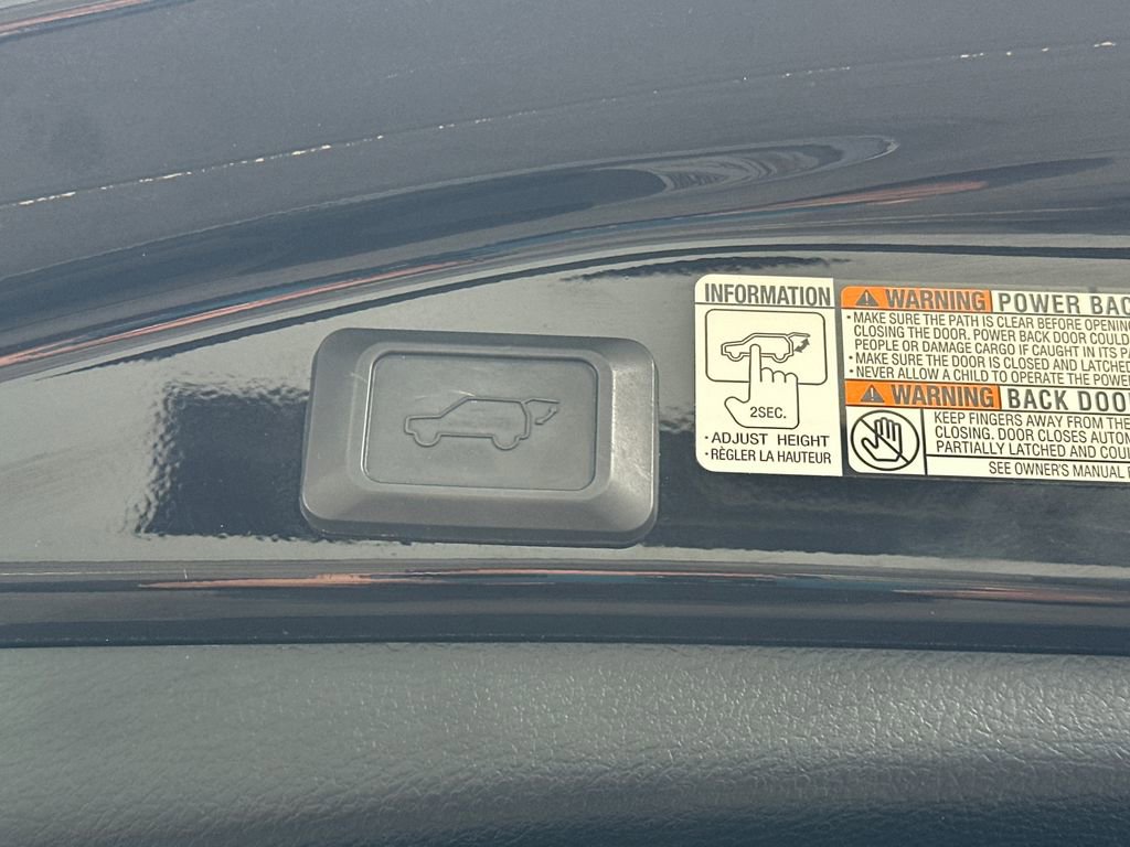 Used 2017 Toyota RAV4 Limited FWD image 7