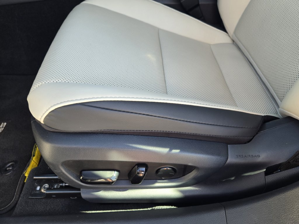 Certified 2025 Lexus ES 350 w/ Premium Package FWD image 25