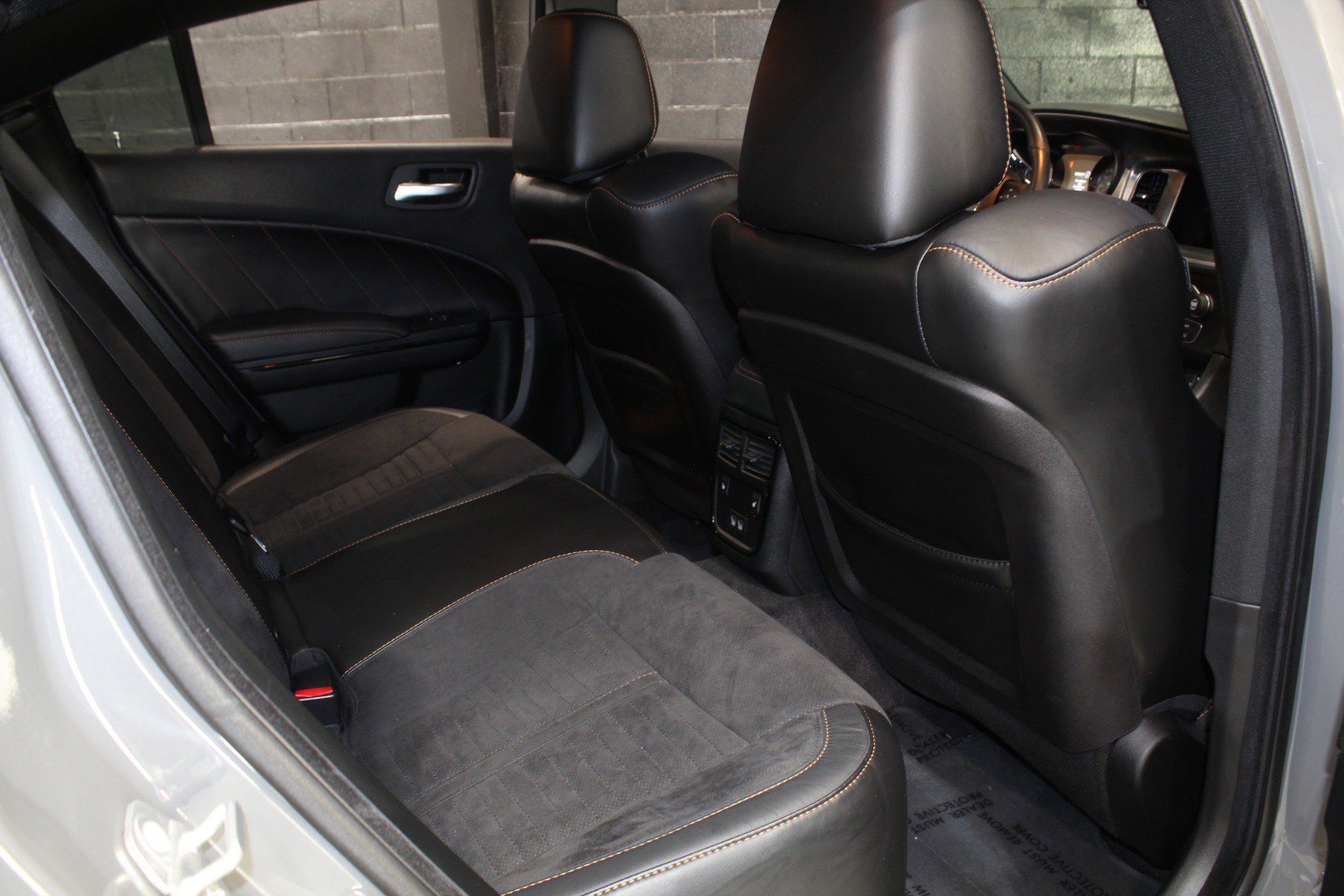 Used 2018 Dodge Charger R/T RWD image 49