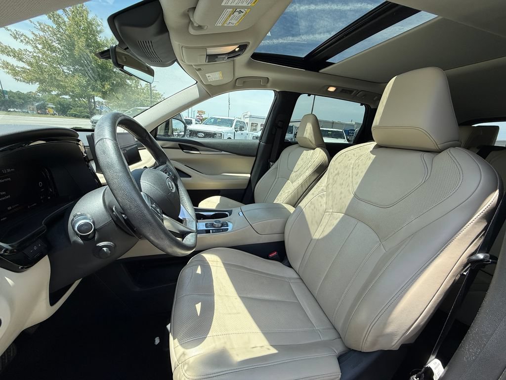 Used 2023 INFINITI QX60 Luxe w/ Cargo Package AWD/4WD image 31