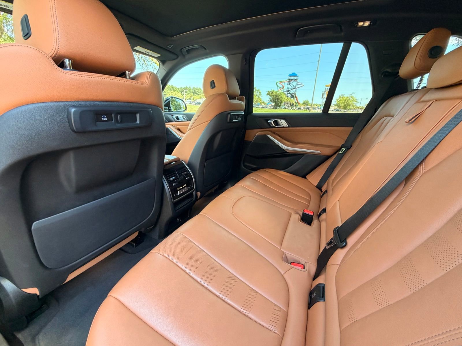 Used 2022 BMW X5 xDrive40i w/ Premium Package AWD/4WD image 15
