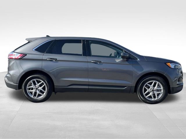 Used 2024 Ford Edge SEL image 8