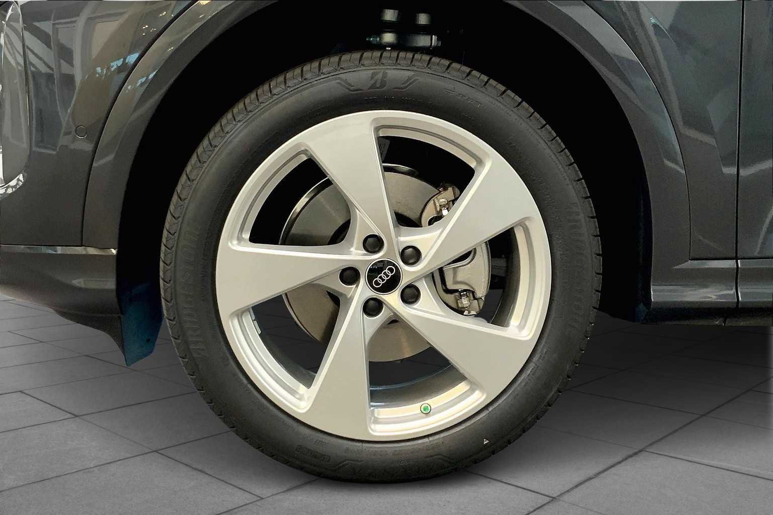 New 2025 Audi Q5 Premium Plus w/ Premium Plus image 11