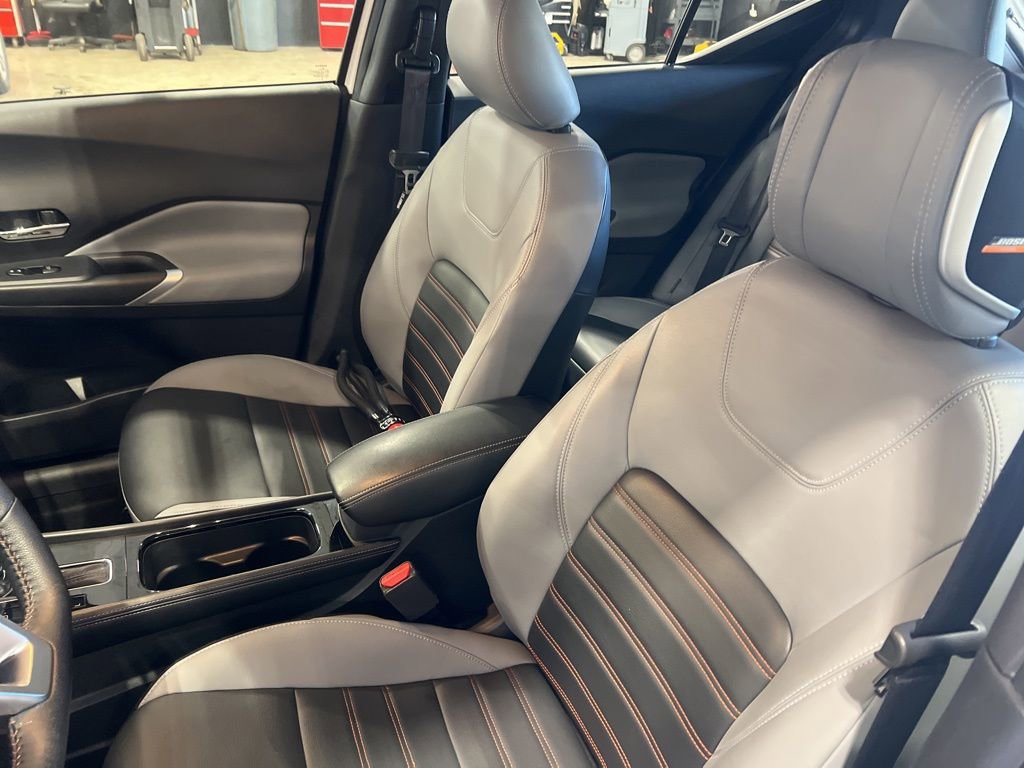 Certified 2024 Nissan Kicks SR w/ SR Premium Package image 5