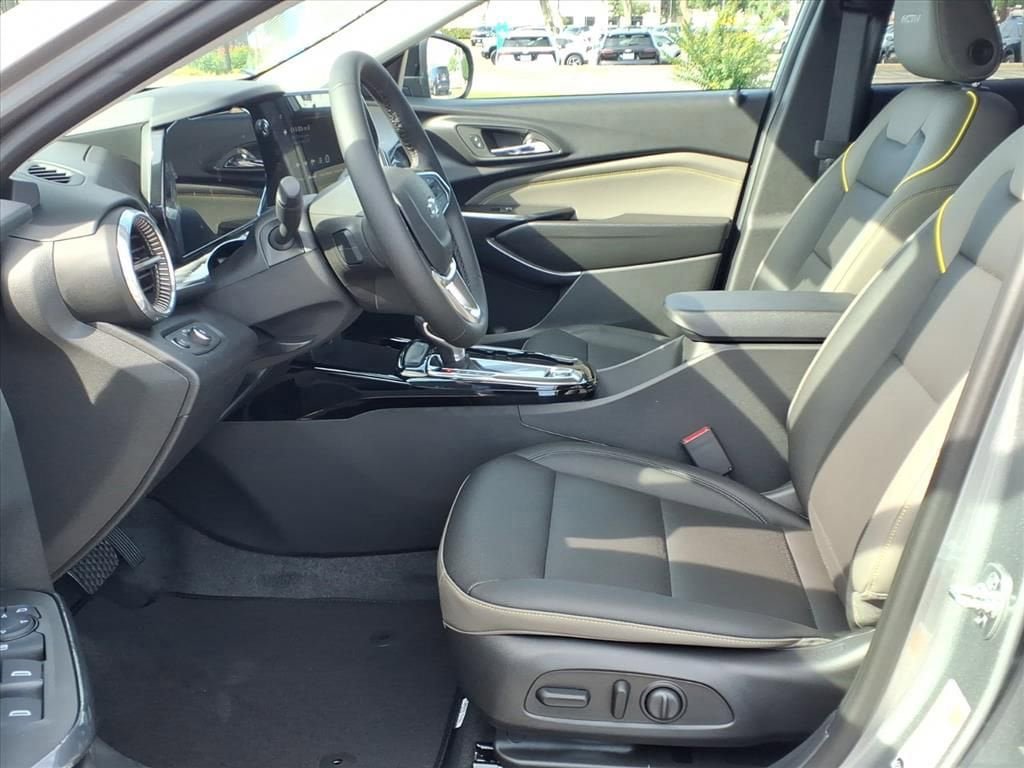 New 2026 Chevrolet Trax ACTIV FWD image 16