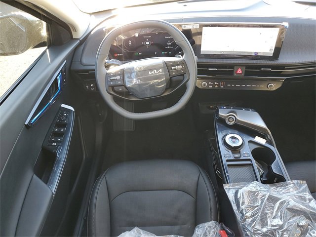 New 2025 Kia EV6 Wind image 17