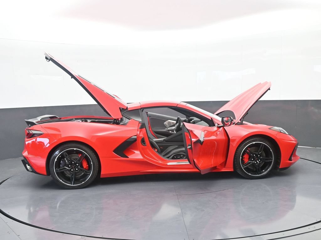 Used 2020 Chevrolet Corvette Stingray Preferred Cpe w/ 2LT Preferred Equipment Group RWD image 68