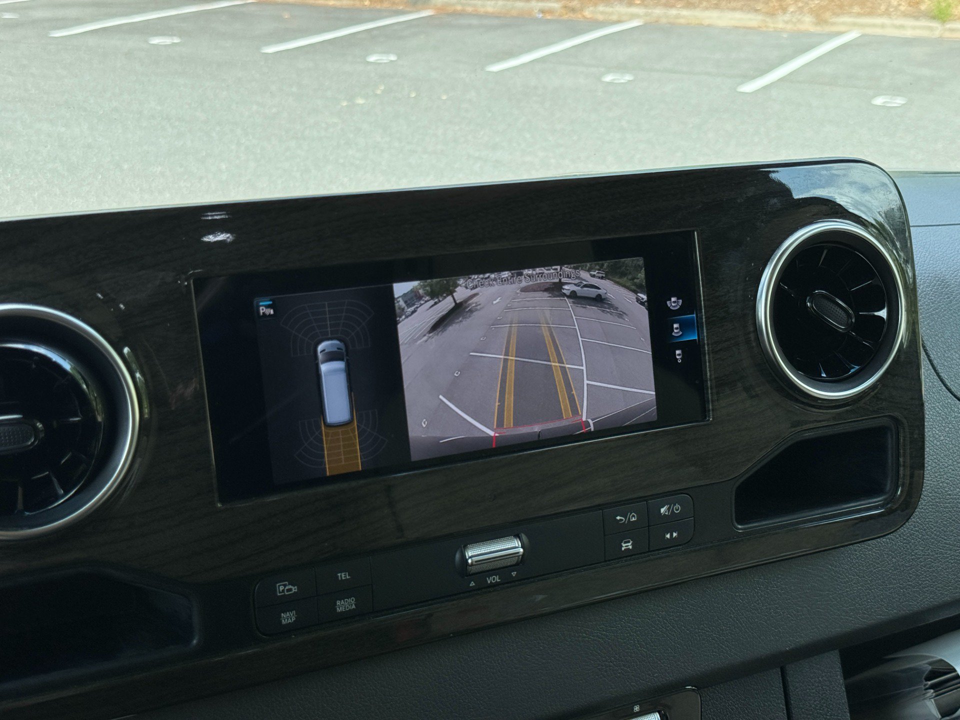 Used 2022 Mercedes-Benz Sprinter 3500 image 44