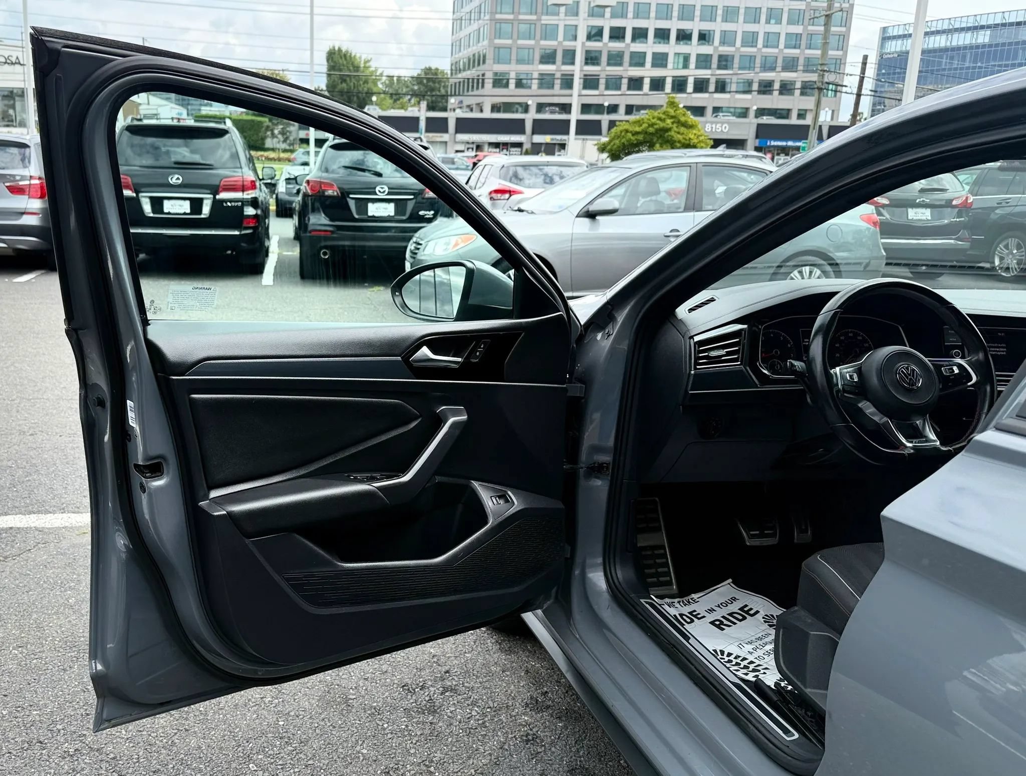Used 2019 Volkswagen Jetta GLI FWD image 9