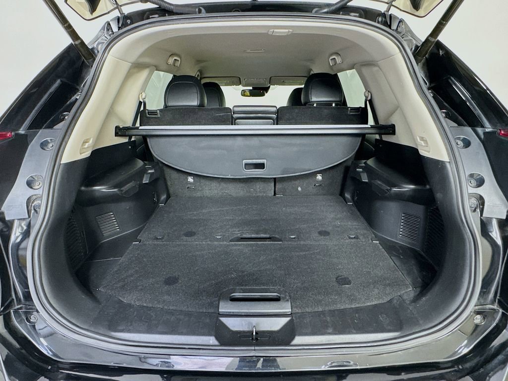 Used 2017 Nissan Rogue SL FWD image 33