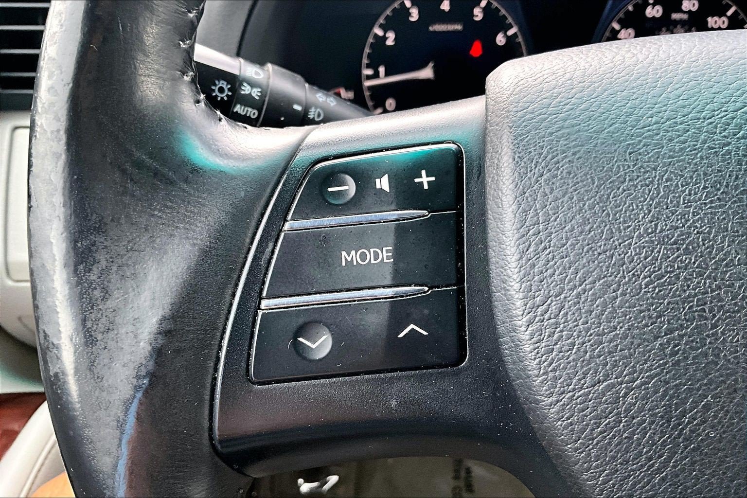 Used 2011 Lexus RX 350 AWD w/ Premium Pkg image 16