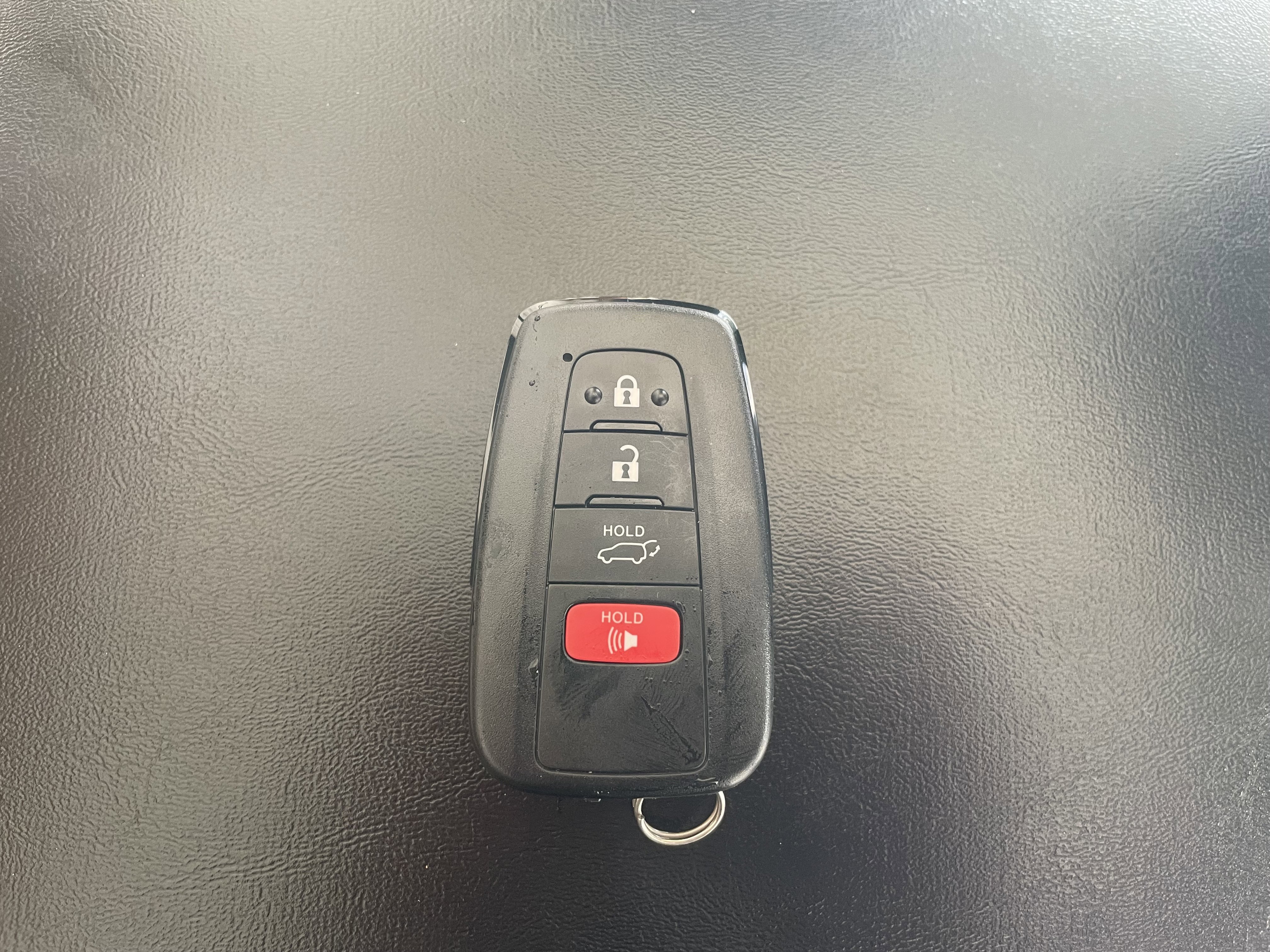 Used 2019 Toyota RAV4 XLE Premium image 23