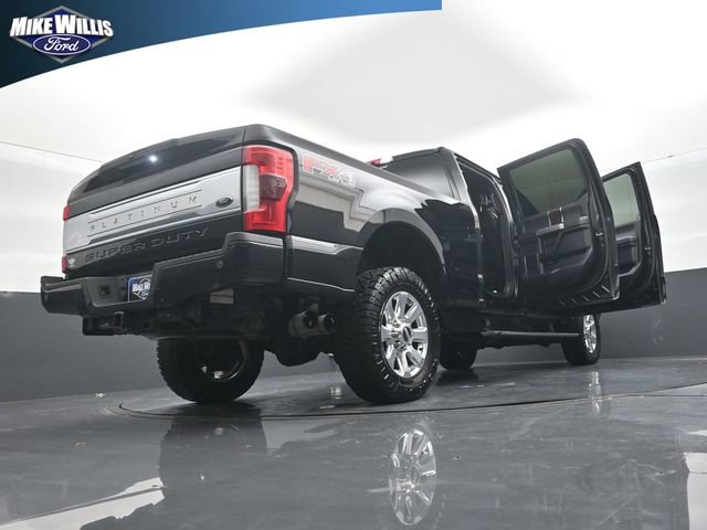 Used 2017 Ford F250 Platinum w/ Platinum Ultimate Package AWD/4WD image 29