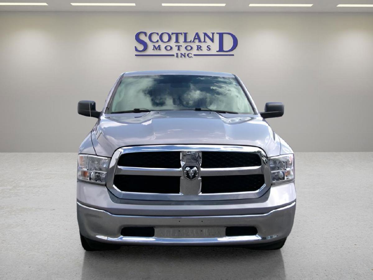 Used 2024 RAM 1500 Classic SLT AWD/4WD image 3