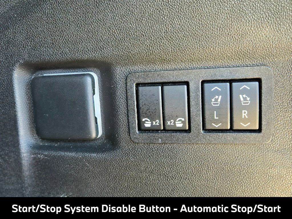 Used 2022 Chevrolet Tahoe RST w/ Luxury Package AWD/4WD image 21