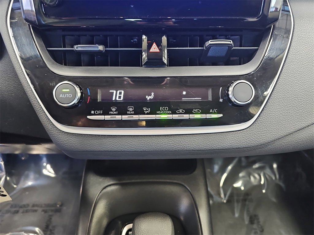 Used 2023 Toyota Corolla LE image 23