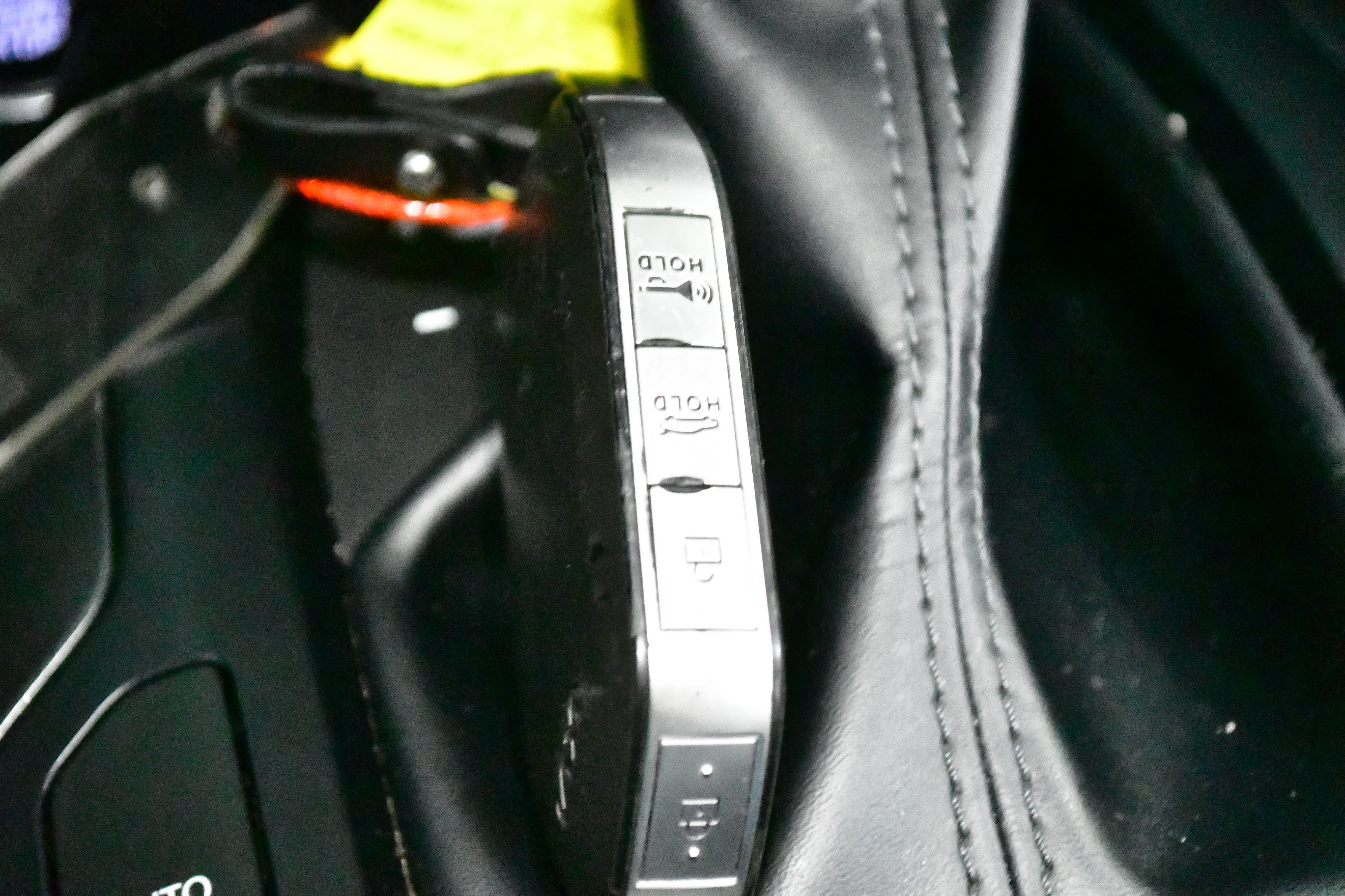 Used 2025 Kia K4 FWD image 32