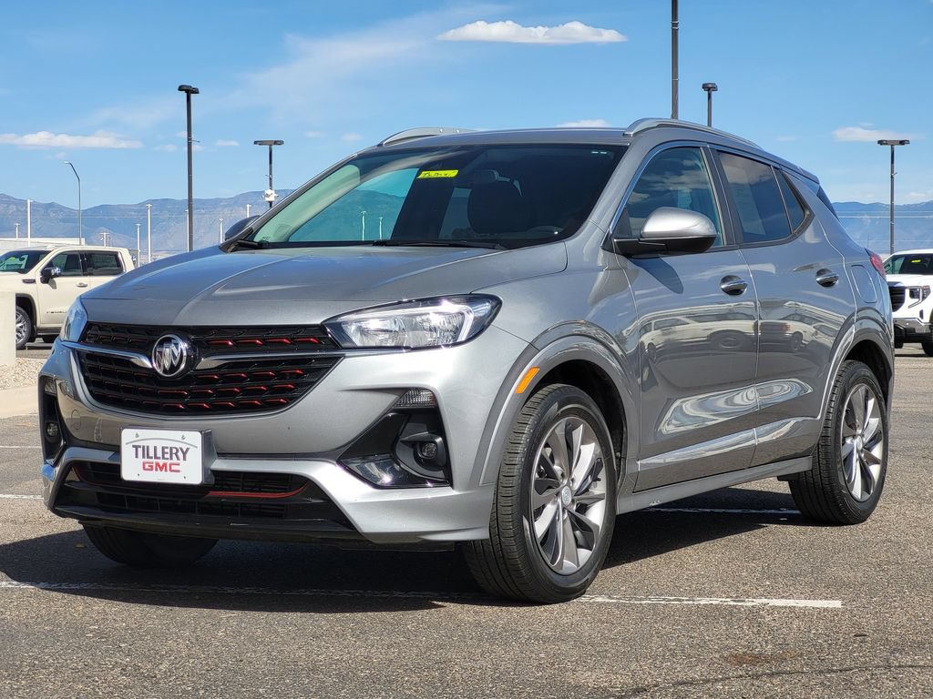 Used 2023 Buick Encore GX Select w/ Sport Touring Package FWD image 4