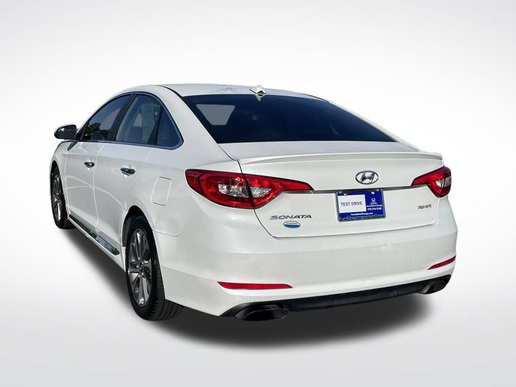 Used 2017 Hyundai Sonata Sport w/ Value Edition Package 02 FWD image 4