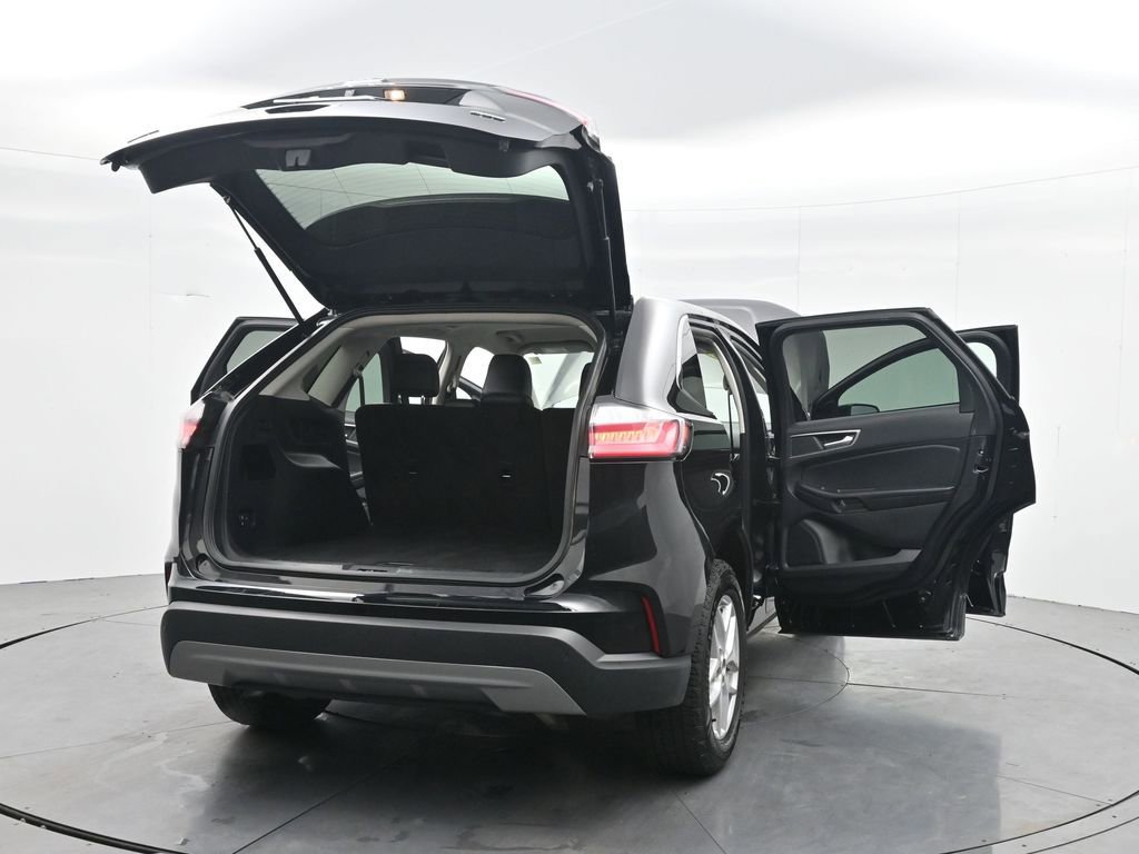 Used 2024 Ford Edge SEL image 35