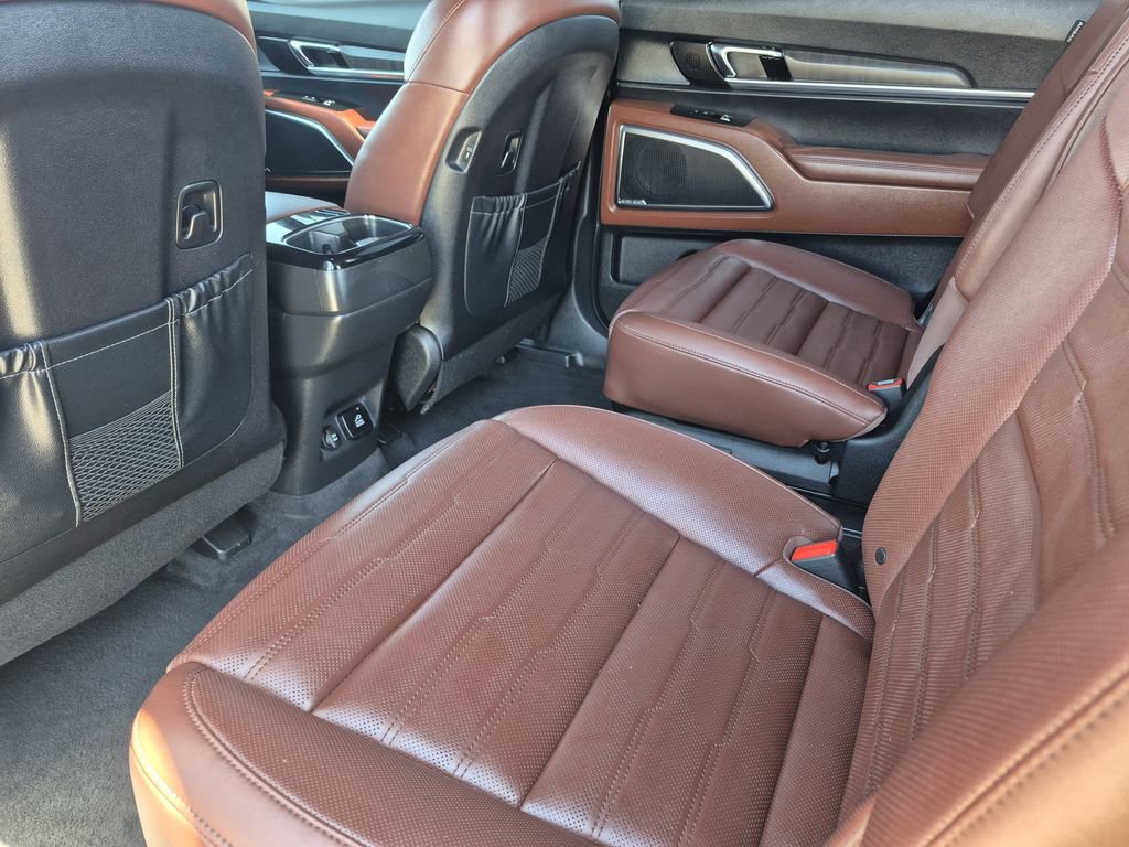 Certified 2023 Kia Telluride SX Prestige AWD/4WD image 15