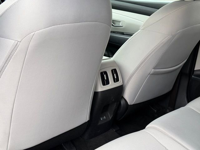 Used 2025 Hyundai Tucson SEL image 30