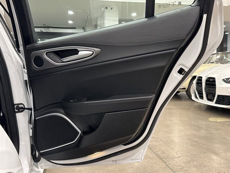 Used 2018 Alfa Romeo Giulia Ti Sport w/ Quick Order Package 22S Sport image 16